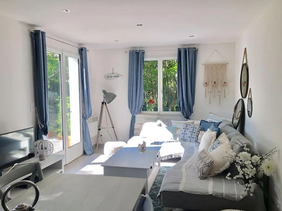 Cap D'Antibes 50M From The Beach 3 Bedrooms/Pool 0*, Antibes
